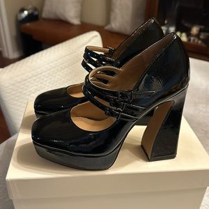 Platform Mary Jane’s by Jessica Simpson